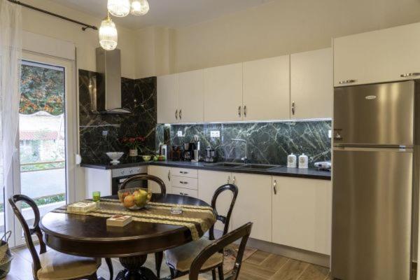 G102 Κεντρικό Πολυτελές Διαμέρισμα Apartment Volos Luaran gambar